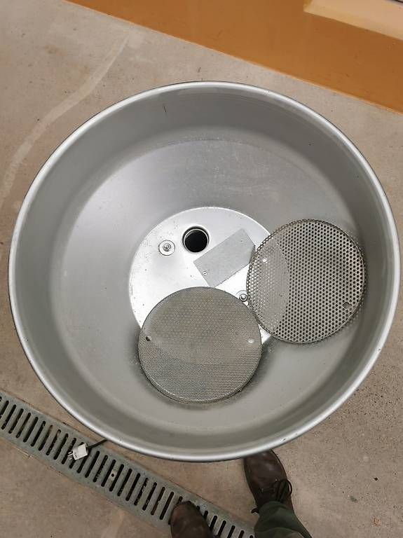 Tutte le macchine: Moulin à céréales électrique 1.2KW – Usato da St-Aubin FR venduto da sme_nw6w 2