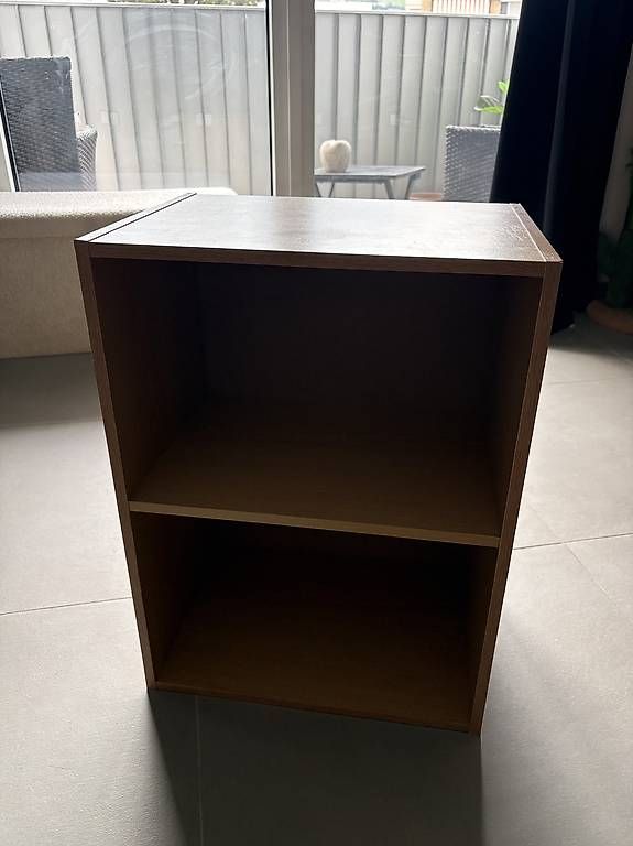 Regale: Petit meuble 2 emplacements – Gebraucht aus Conthey von arn_bv7m