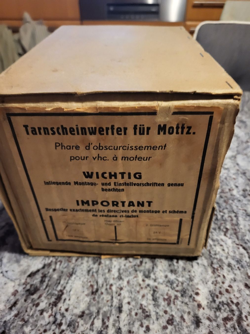Fari: Tarnscheinwerfer Militär – Nuovo (secondo la descrizione) da Obermumpf venduto da Dustie 4