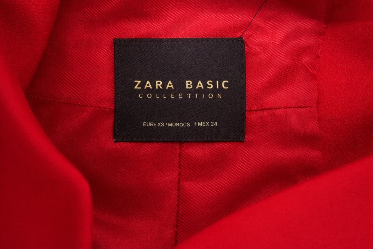 Zara Giacche: MANTEAU BLAZER ROUGE ZARA – Nuovo (secondo la descrizione) da Lausanne venduto da KeNaChic 1