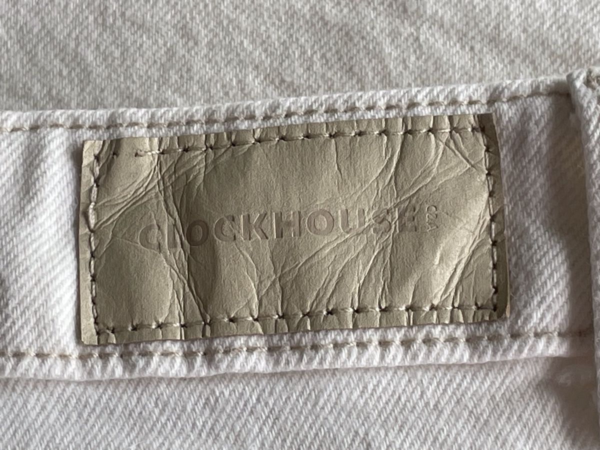 C&A Hosen: Short Clockhouse blanc taille 44 neuf – Neu und originalverpackt aus Vuadens von Nina11 5