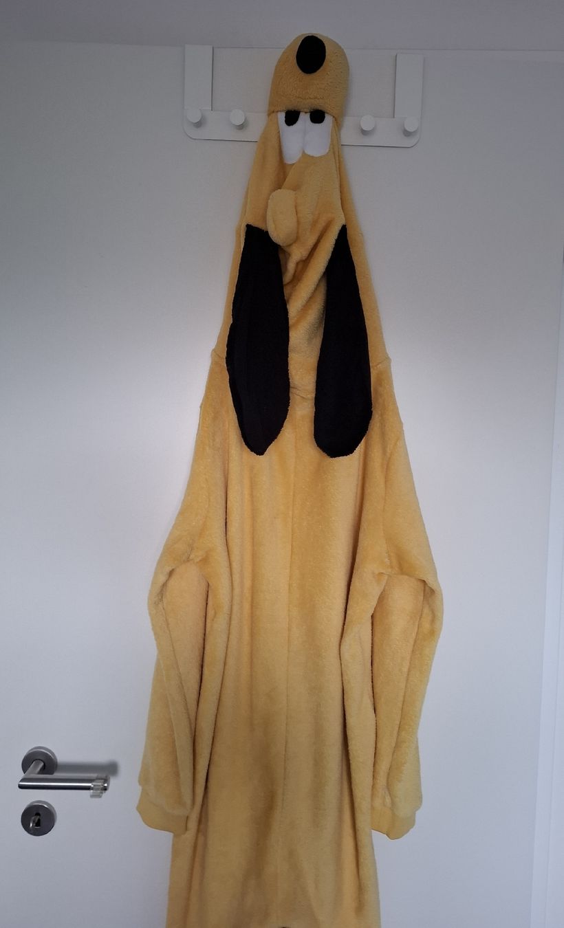 Tute: Disney Pluto Onesie Jumpsuit – Nuovo (secondo la descrizione) da Dübendorf venduto da bia_j2zg 1
