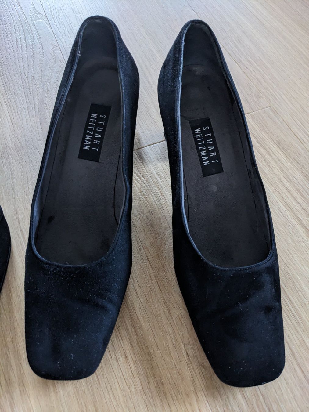 Stuart Weitzman Scarpe da donna: 2 Paar Stuart Weitzman Pumps Gr. 39,5 – Usato da Lengnau AG venduto da Nathi88 9