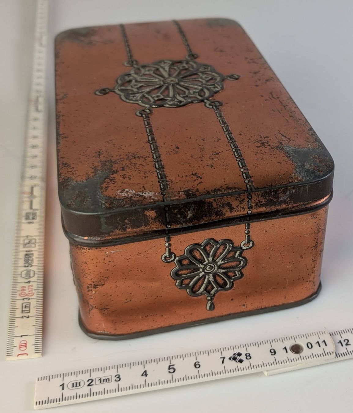Alle Dekorationen: vintage Blech-Box – Gebraucht aus Zürich von 1.Simon 6