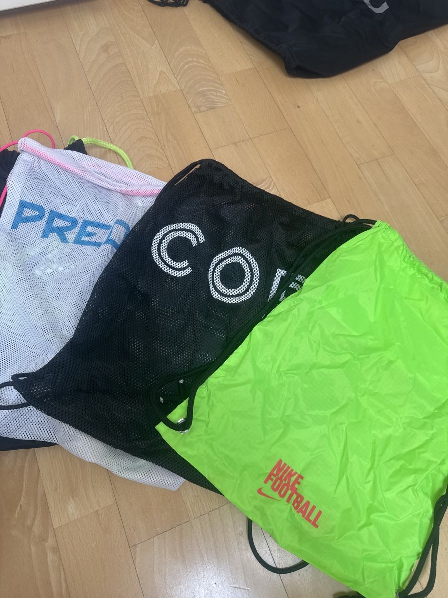 Nike Taschen: 5 Fussball-/ Turn-Beutel, Schuhebeutel – Gebraucht aus Abtwil SG von ale2002 2