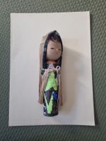 Poupée Kokeshi bois et paille 