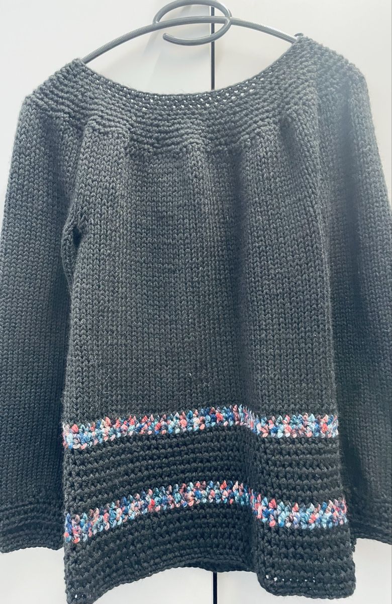 Pulls & Sweat-shirts: 2 Pullover mit Details, Grösse M – Neuf avec emballage d'origine à Au ZH par Jaggy4 3