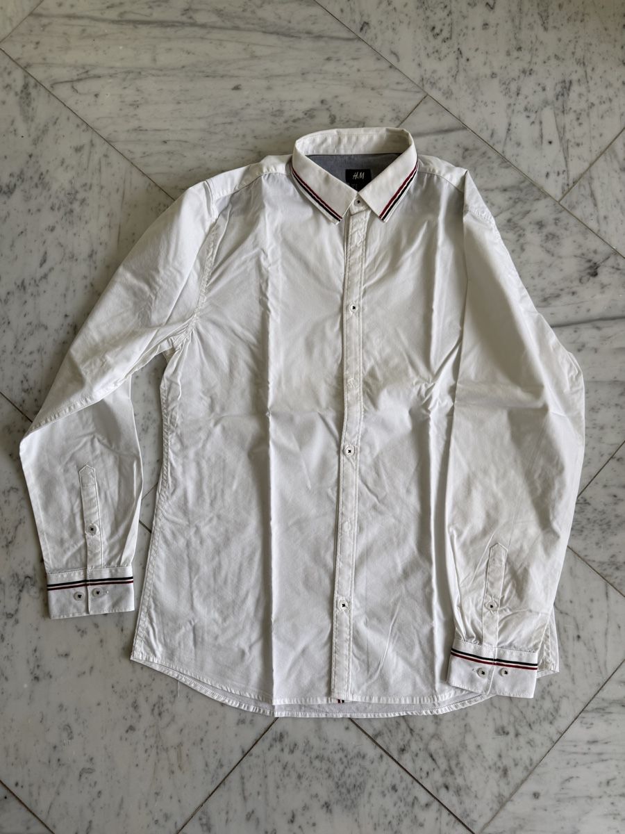 H&M Hemden: H&M Herren Hemd, Gr. M, weiss mit Details – Gebraucht aus Seewen SO von HappyHappyHappy