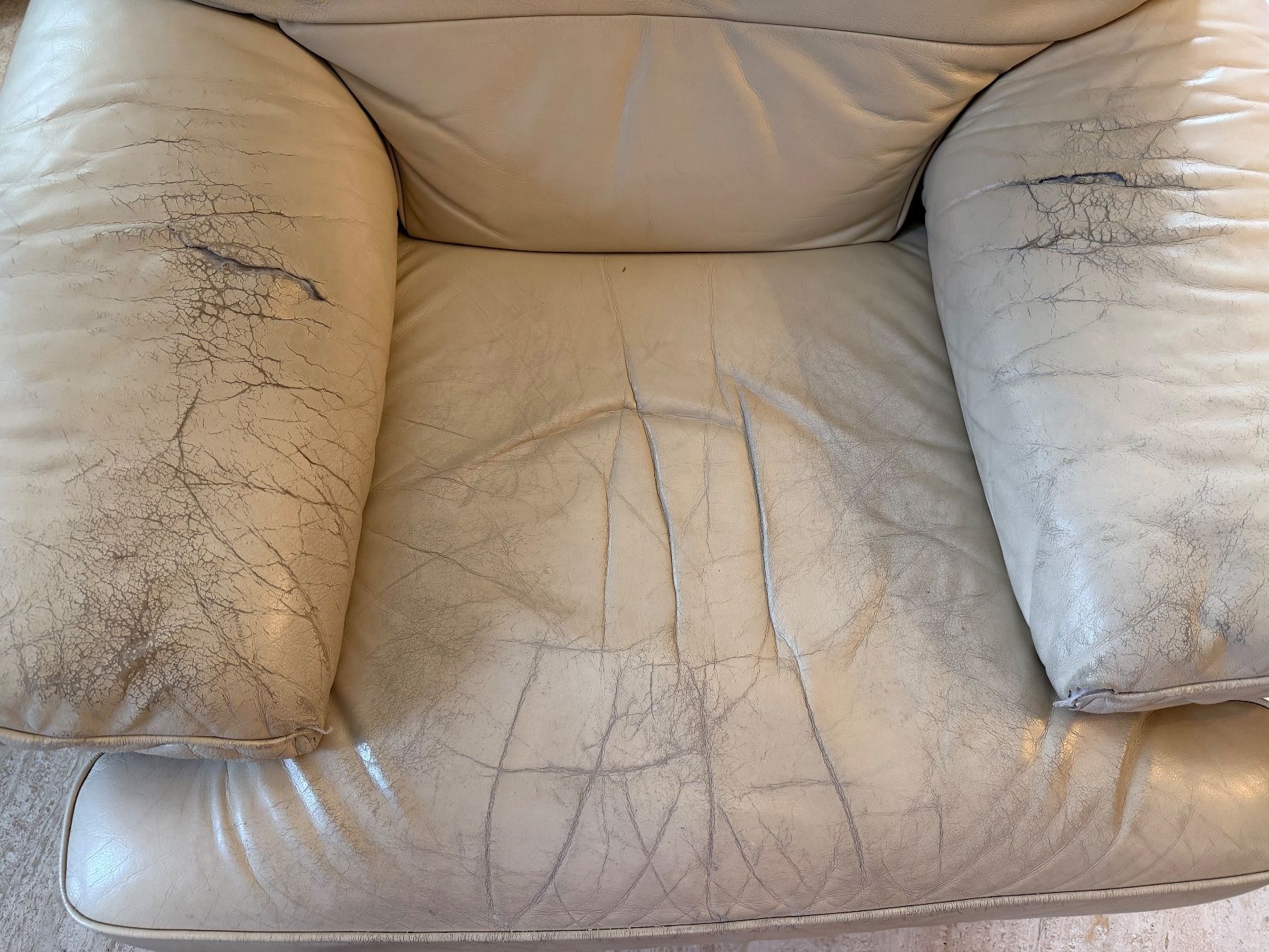 Ligne Roset Poltrone: Ligne Roset Designer Sessel - mit Gebrauchsspuren – Usato da Bülach venduto da Stevetoao 2