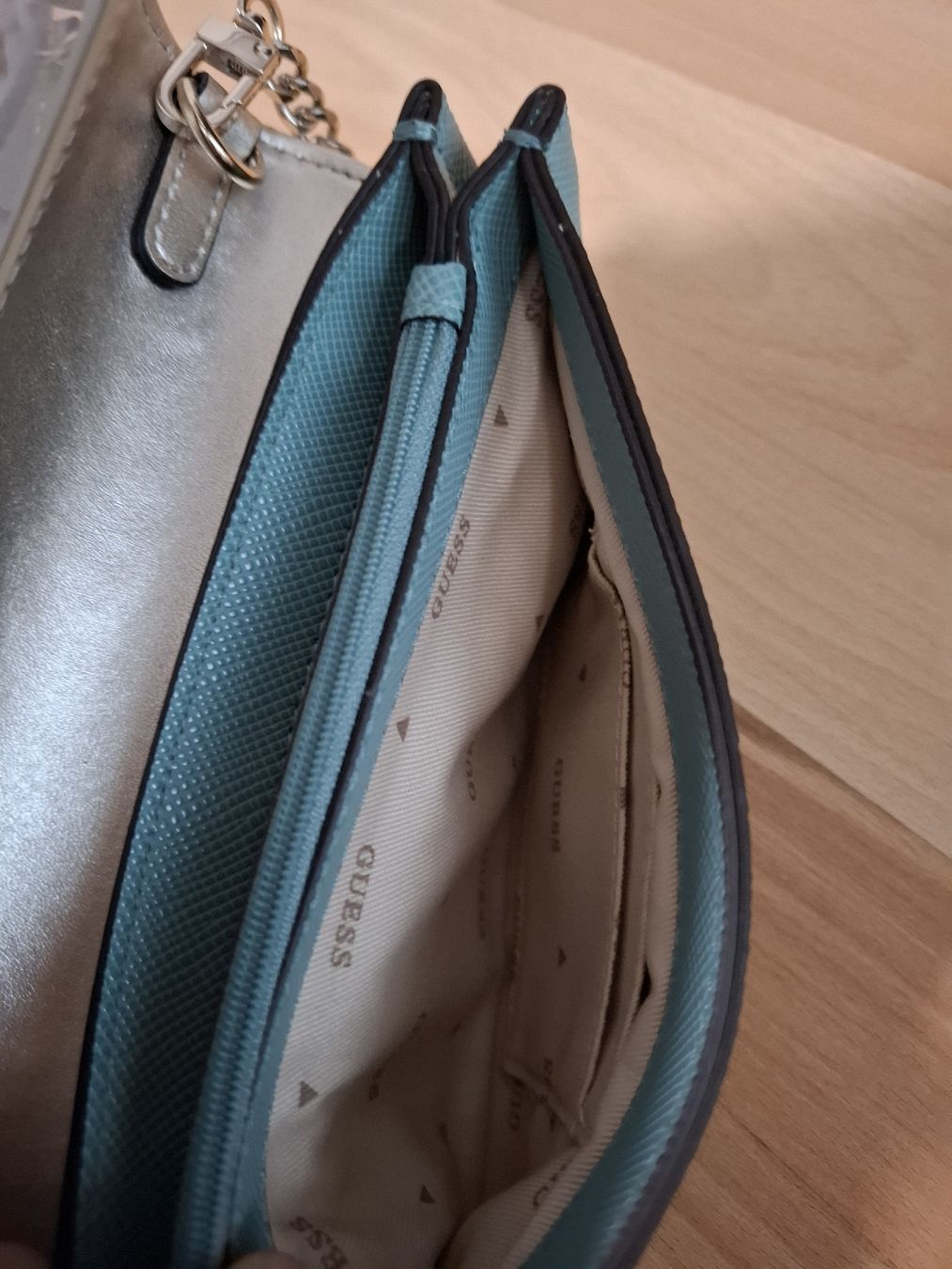 Guess Sacs femmes: Guess Umhängetasche / Organizer Neu – Neuf (Voir description) à Netstal par Queen37 4