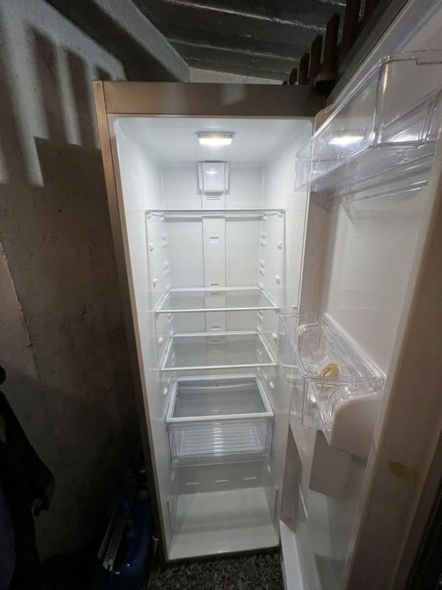 Sharp Kühlschrank: Kühlschrank Sharp Edelstahl mit Display akzeptabel – Neu (gemäss Beschreibung) aus Dietikon von M.C1998 1