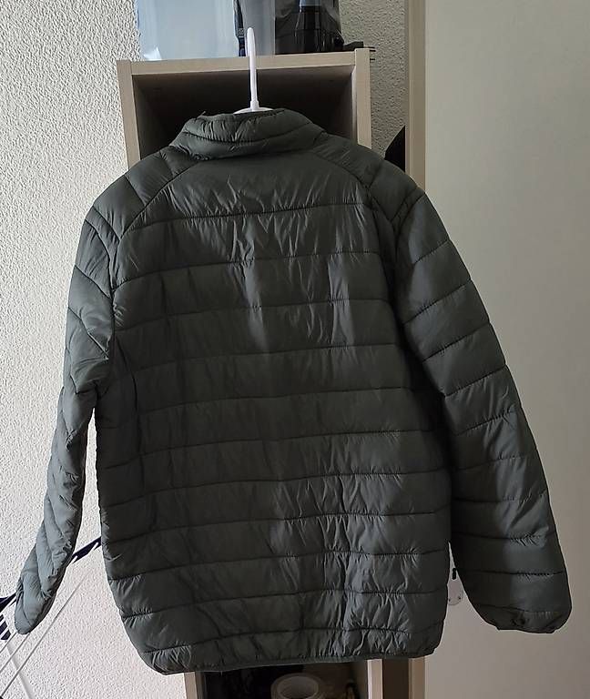 Jacken: Jacke – Gebraucht aus Laupen ZH von Patrick24