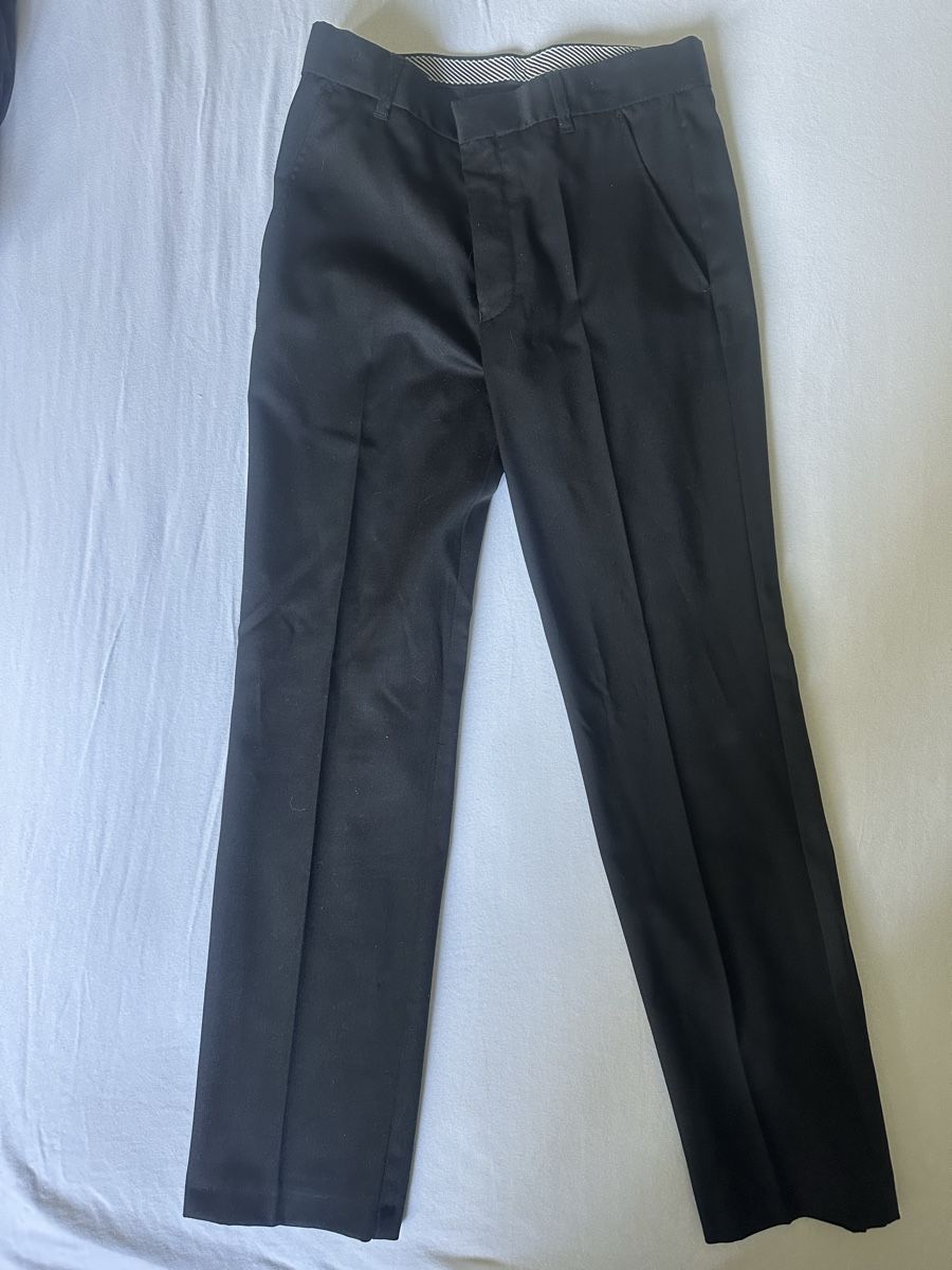 C&A Completi: Boys black suit size 140cm – Usato da Grand Lancy venduto da rac_6wqz 1