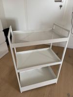 Weisses Regal 3-stöckig