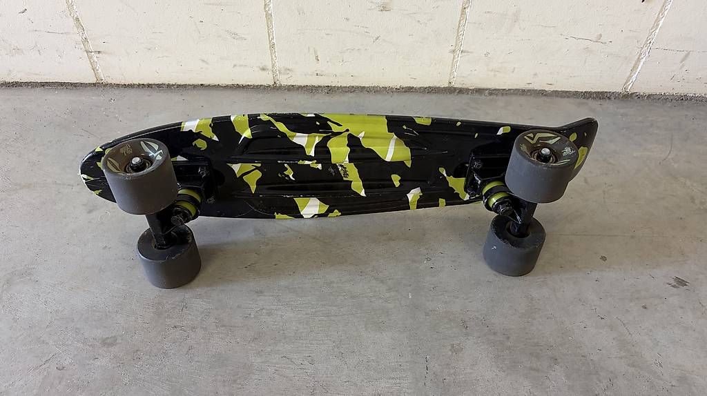 Skateboards: Rollbrett – D'occasion à Bönigen par PE08 1