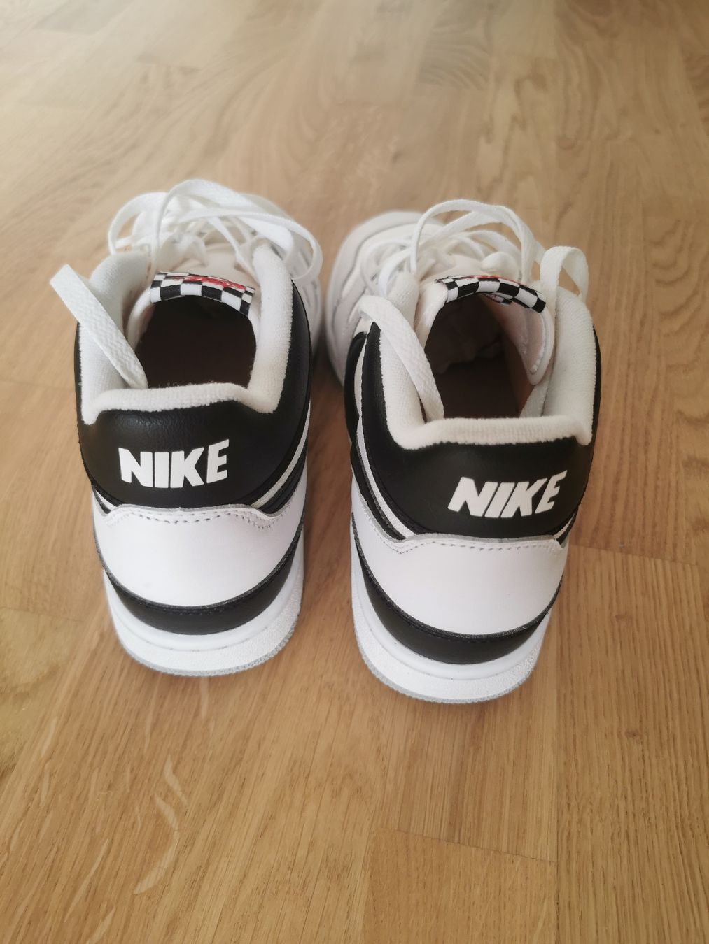 Nike Herrenschuhe: Nike attack 41 Neue orginal – Neu (gemäss Beschreibung) aus Bern von ged_ffx9 3