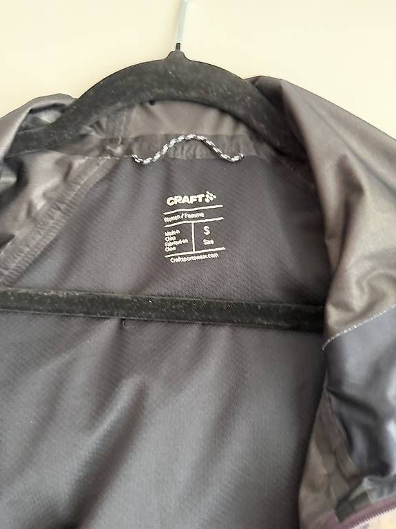Jacken: Craft Sportjacke  – Gebraucht aus Unterseen von iry_78zl 2