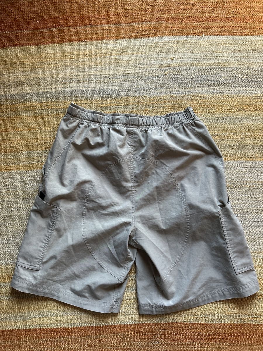 Nike Pantaloni: Nike pink short + Nike ACG short – Usato da Villars-Burquin venduto da Iliasso 6