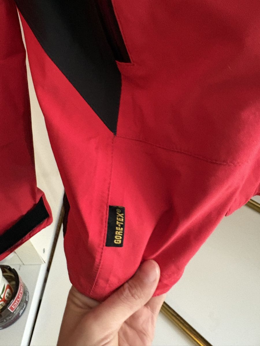 Salewa Giacche: Veste Salewa Gore-Tex, Size XL – Usato da Neuchâtel venduto da sharposneaks 1