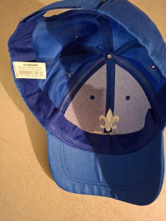 Copricapi, berretti & cappellini: 2 x Quebec Souvenir  Baseballkappe – Nuovo e nell'imballaggio originale da Udligenswil venduto da Leaside 2