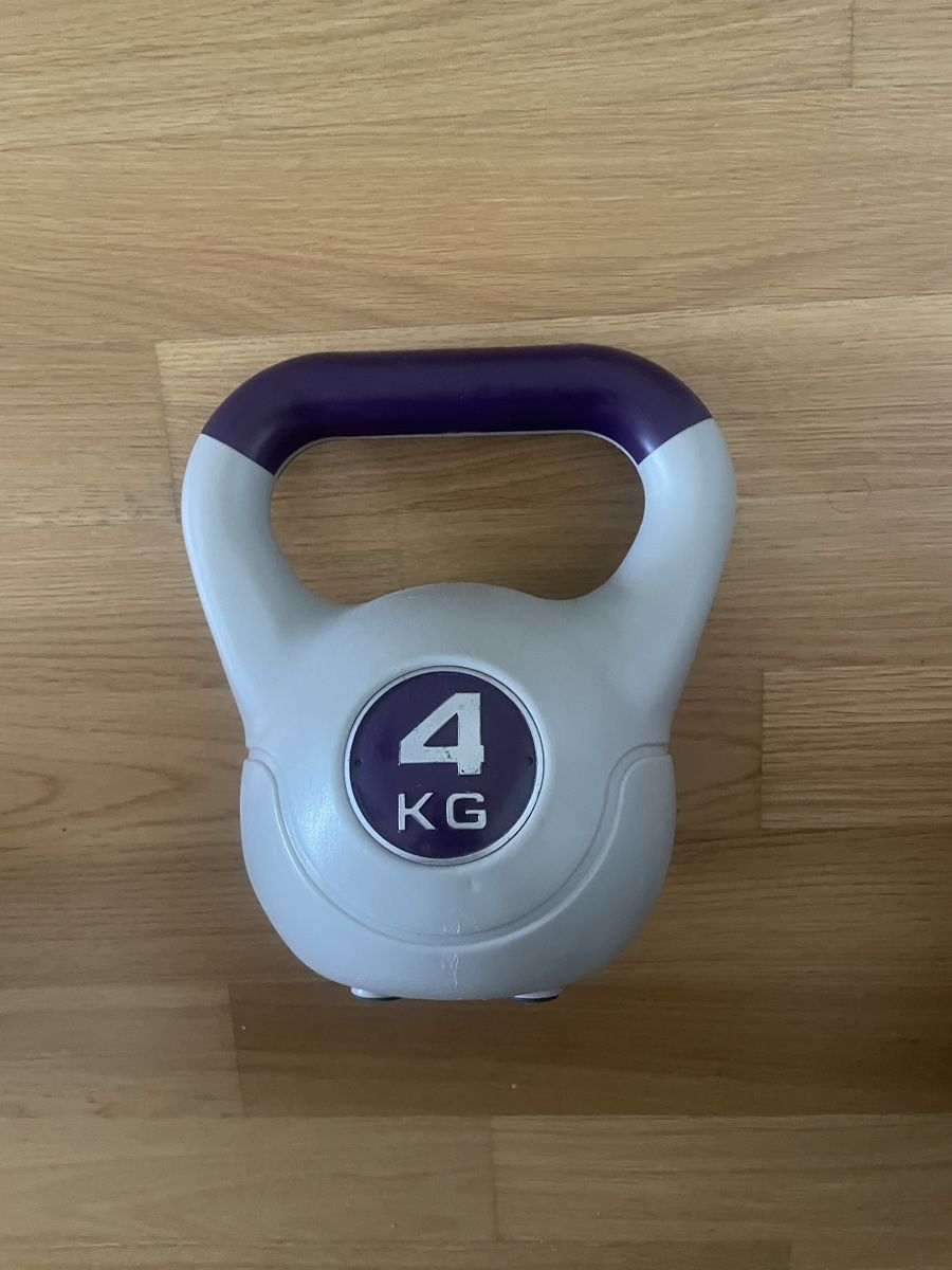 Manubri & Pesi: Kettlebell 4 kg – Usato da Basel venduto da tam_xx5y 1
