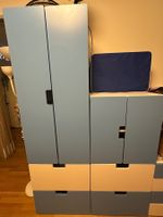 Kinderschrank-Set in blau/weiss mit Kommode