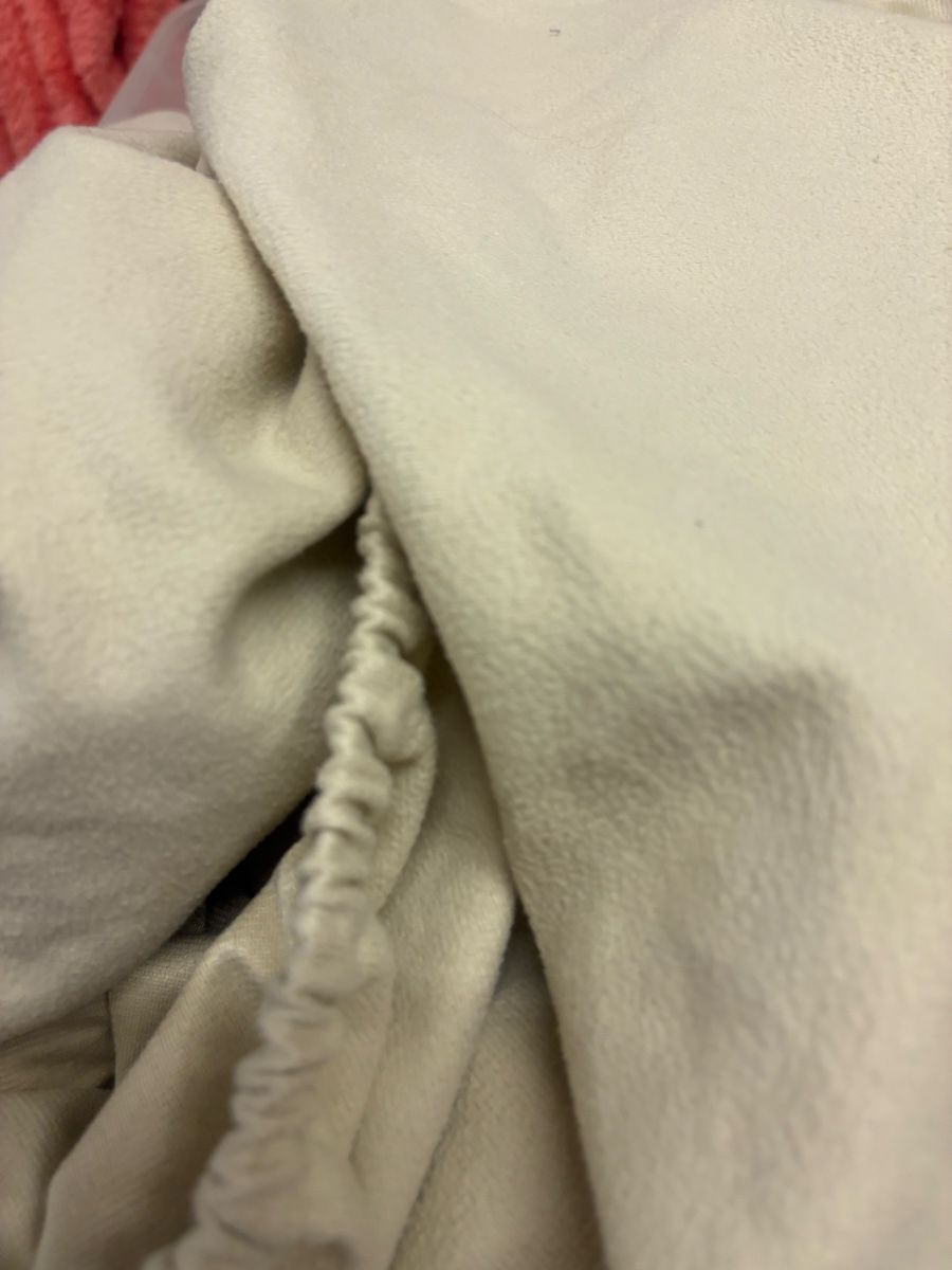Biancheria da letto: Kuscheliges Fixleintuch beige – Usato da Obbürgen venduto da bugi6868 1