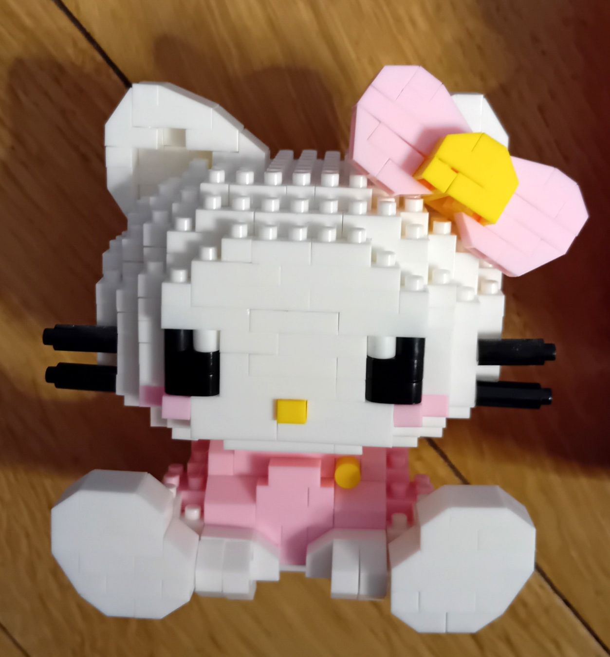 Kit di costruzioni: Lot de 3 Sanrio Bricks (mini "Lego") - Hello Kitty – Usato da Neuchatel venduto da Vale-1976 2