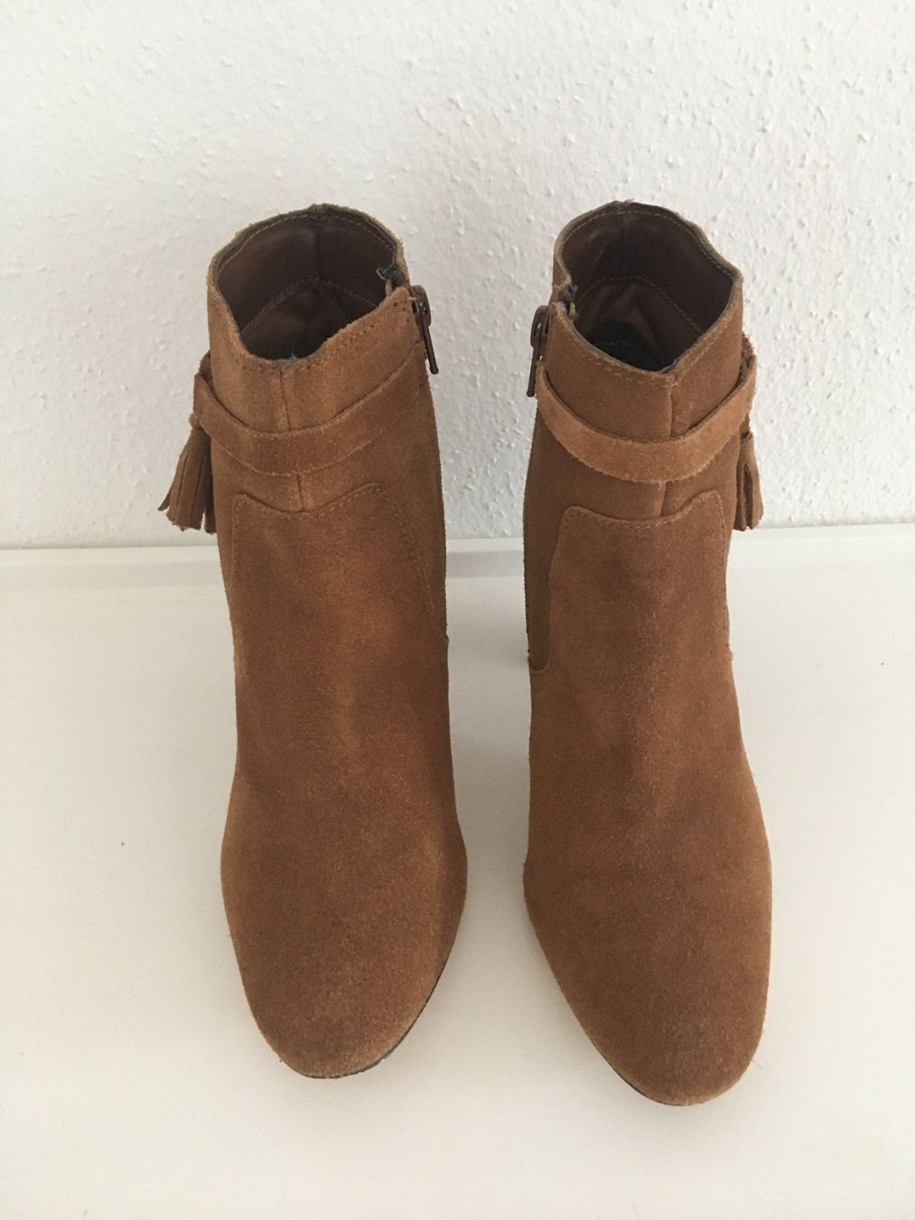 Promod Scarpe da donna: Bottines élégantes en daim à talons hauts – Usato da Biel/Bienne venduto da almercaa 1