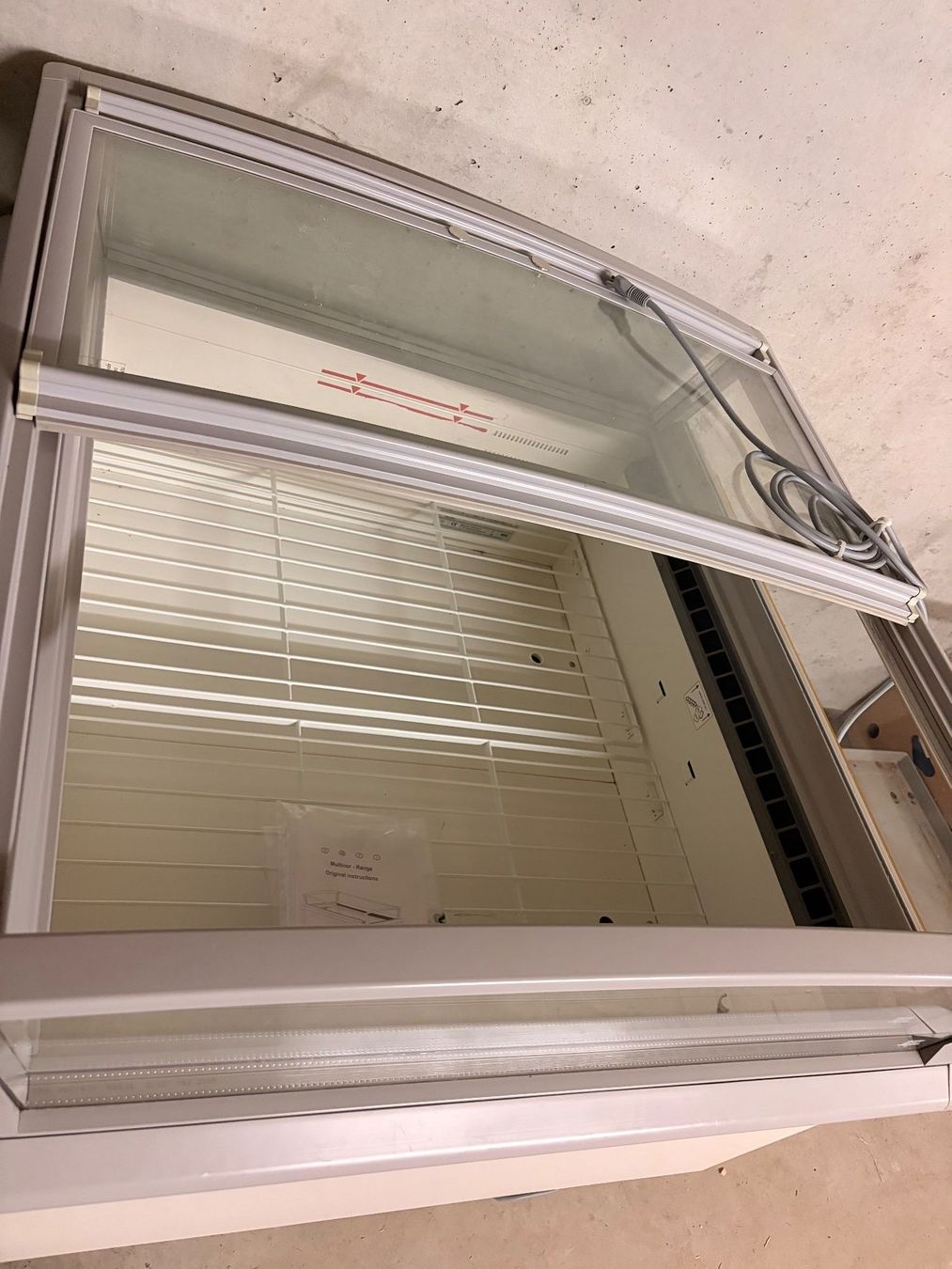 Kühlschrank: Umschaltbare Gewerbekühlvitrine Multinor Range – Gebraucht aus Zuzgen von 19daniela89 1