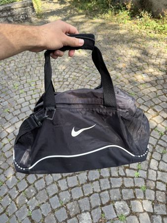 Vintage Nike Training Duffle Gym Bag Black Sports Bag