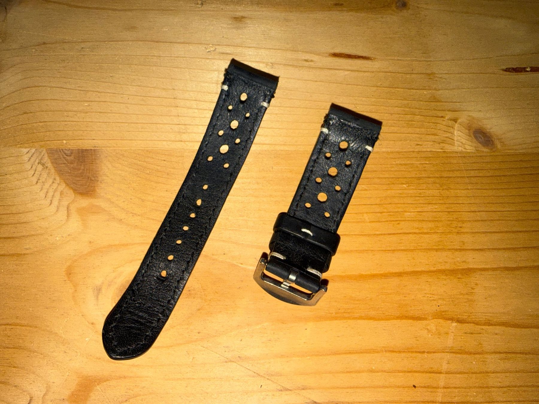 Bracciali & Braccialetti: Hochwertige Uhrenarmbänder 22mm – Usato da Niederteufen venduto da TheSnwbrdingShark 2