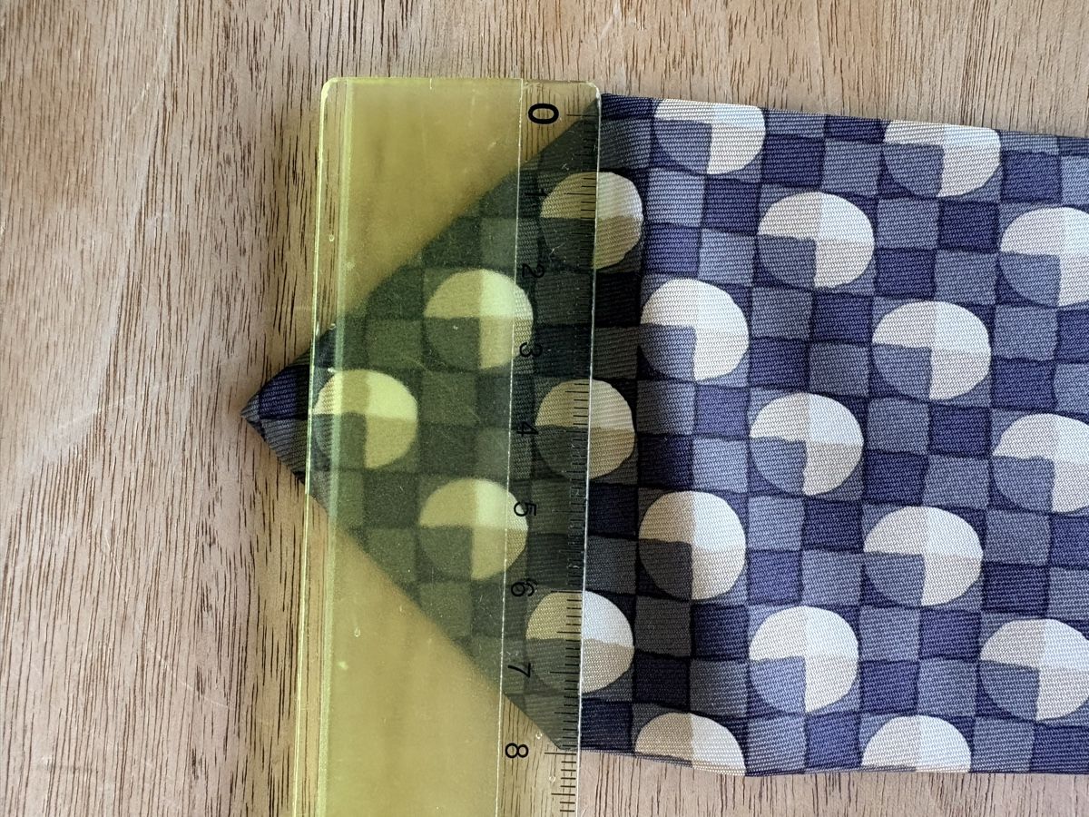 Cravatte: Hermès  Silk Tie - Retro Circles Pattern – Nuovo (secondo la descrizione) da Herrliberg venduto da Mirika 4