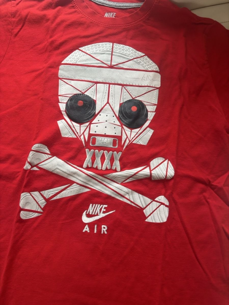 Nike T-shirts: Nike – Neuf (Voir description) à Pully par Kalissa 1