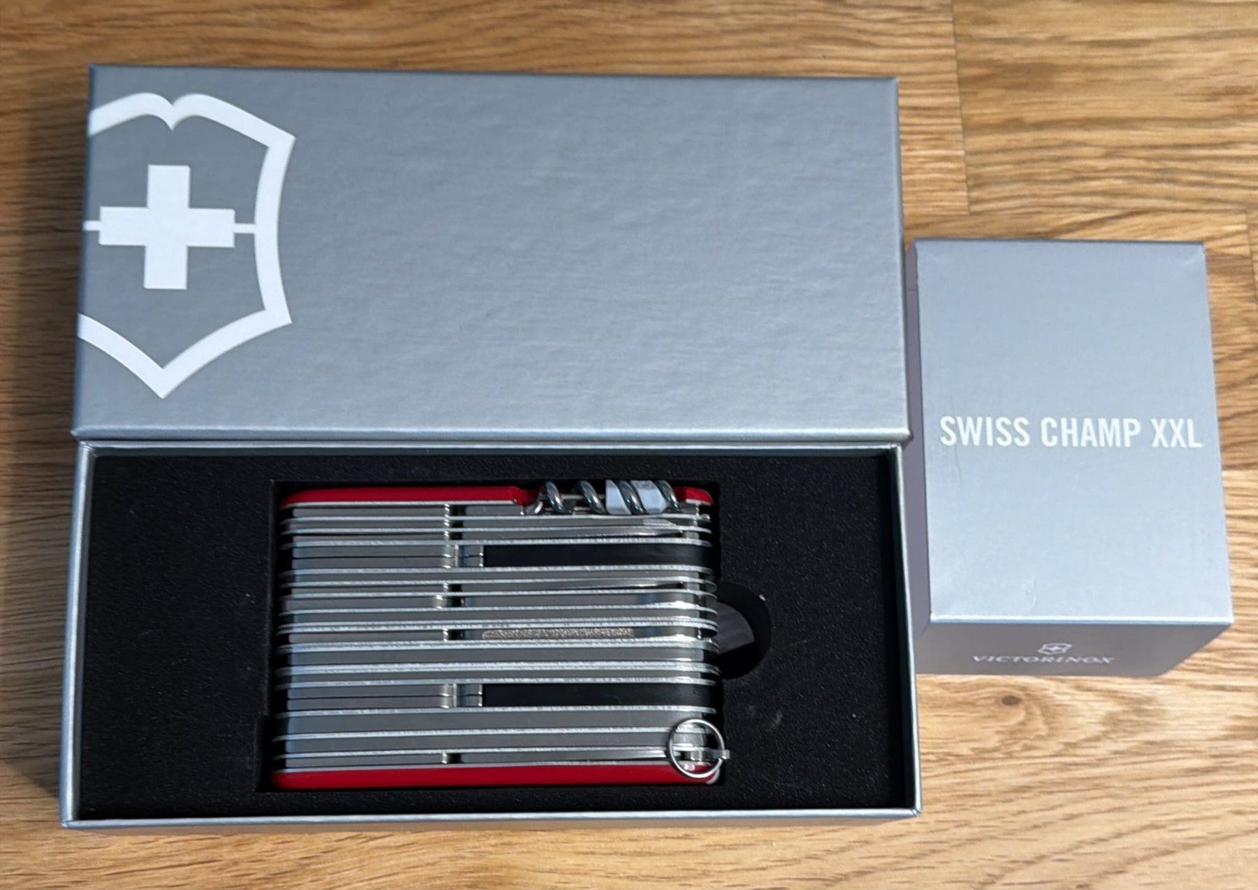 Victorinox Coltelli tascabile: SWISS CHAMP XXL SACKMESSER – Nuovo e nell'imballaggio originale da Zürich venduto da Frei-Occasionen 8