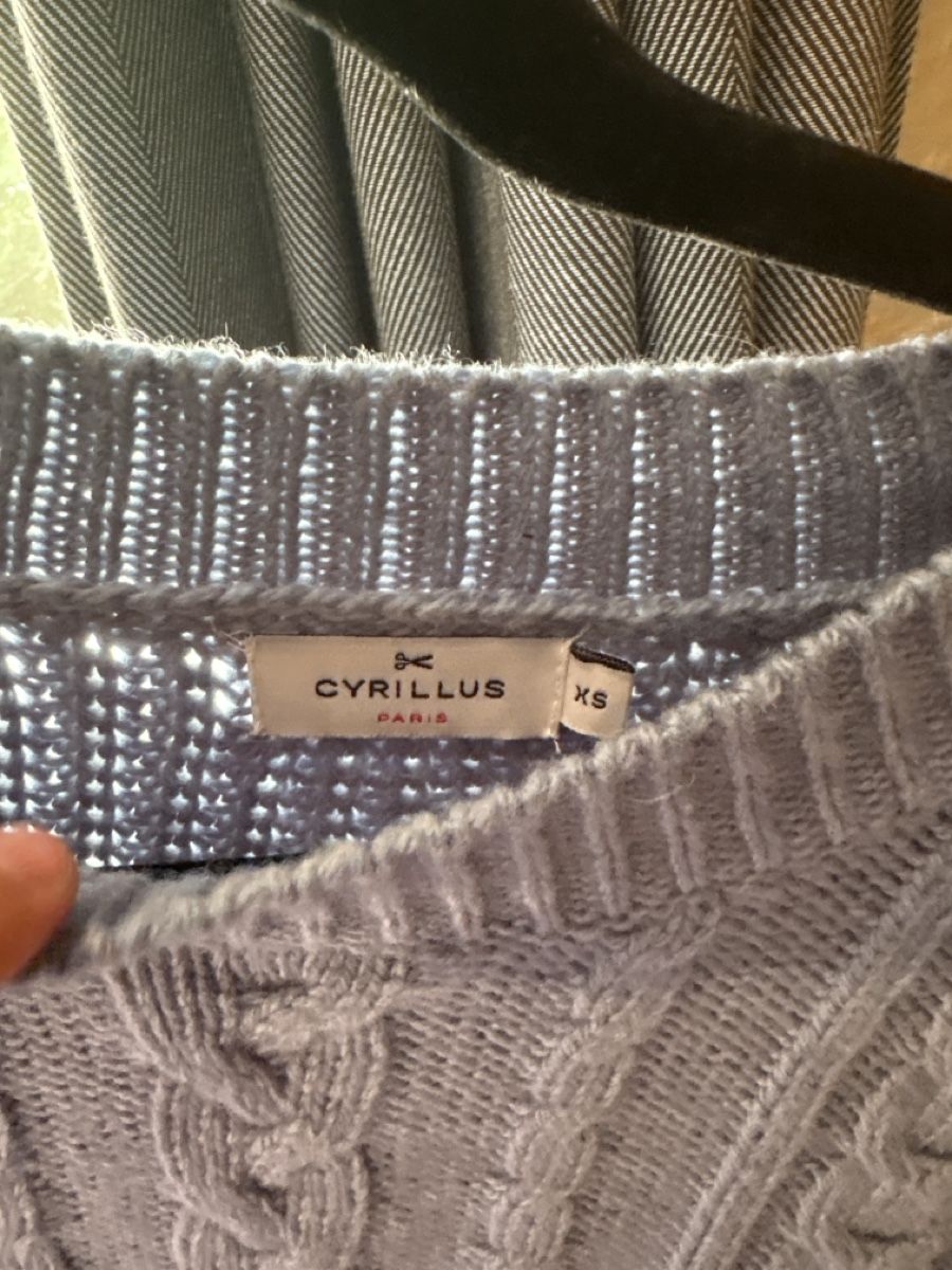 Cyrillus Pulls & Sweat-shirts: Pull en maille torsadée Cyrillus bleu clair XS état neuf – D'occasion à Satigny par gig_rn62 1