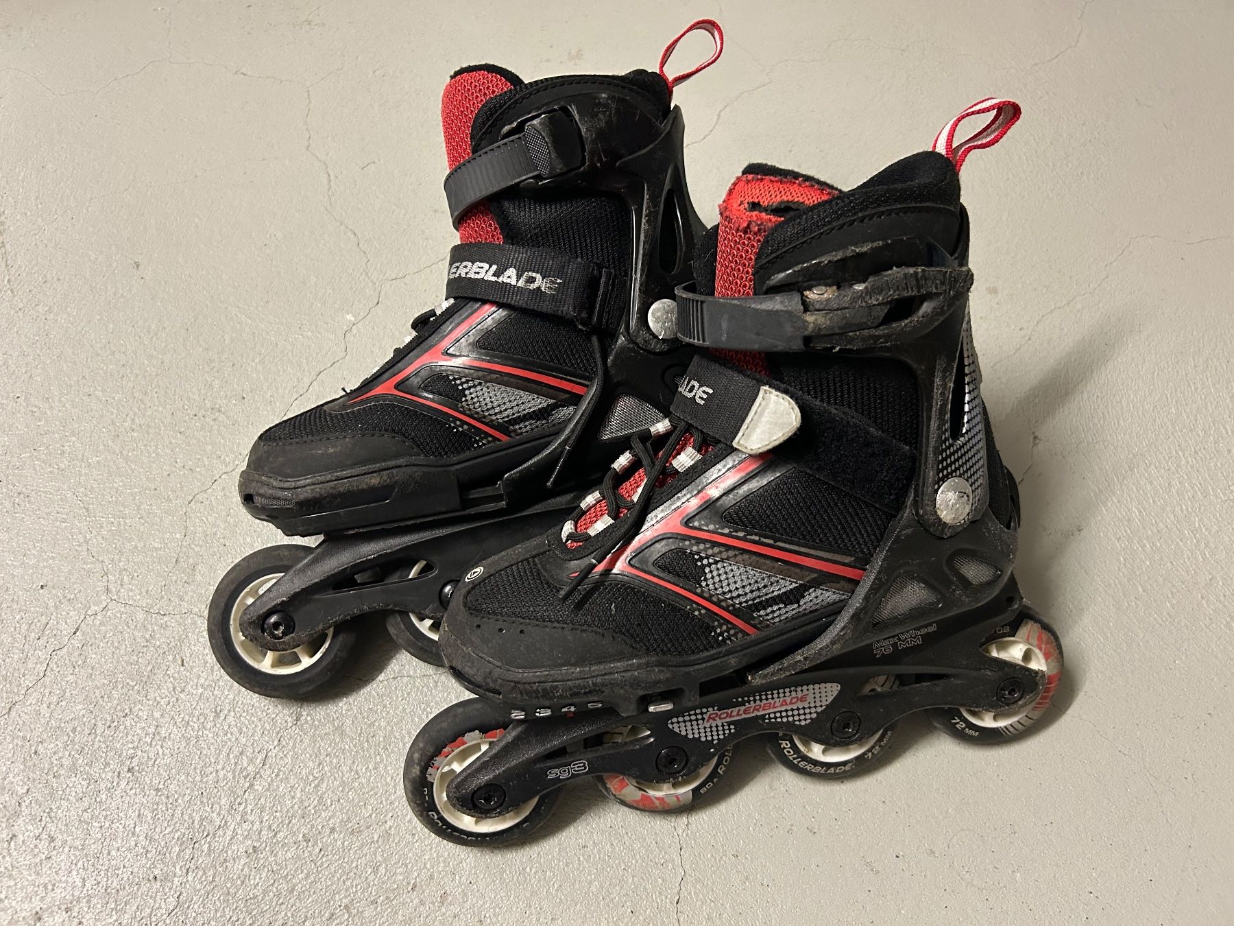 Inline-Skating & Rollschuhe: Inlineskates Rollerblade, Grösse 33-36 verstellbar – Gebraucht aus Lütisburg von Gizmo02
