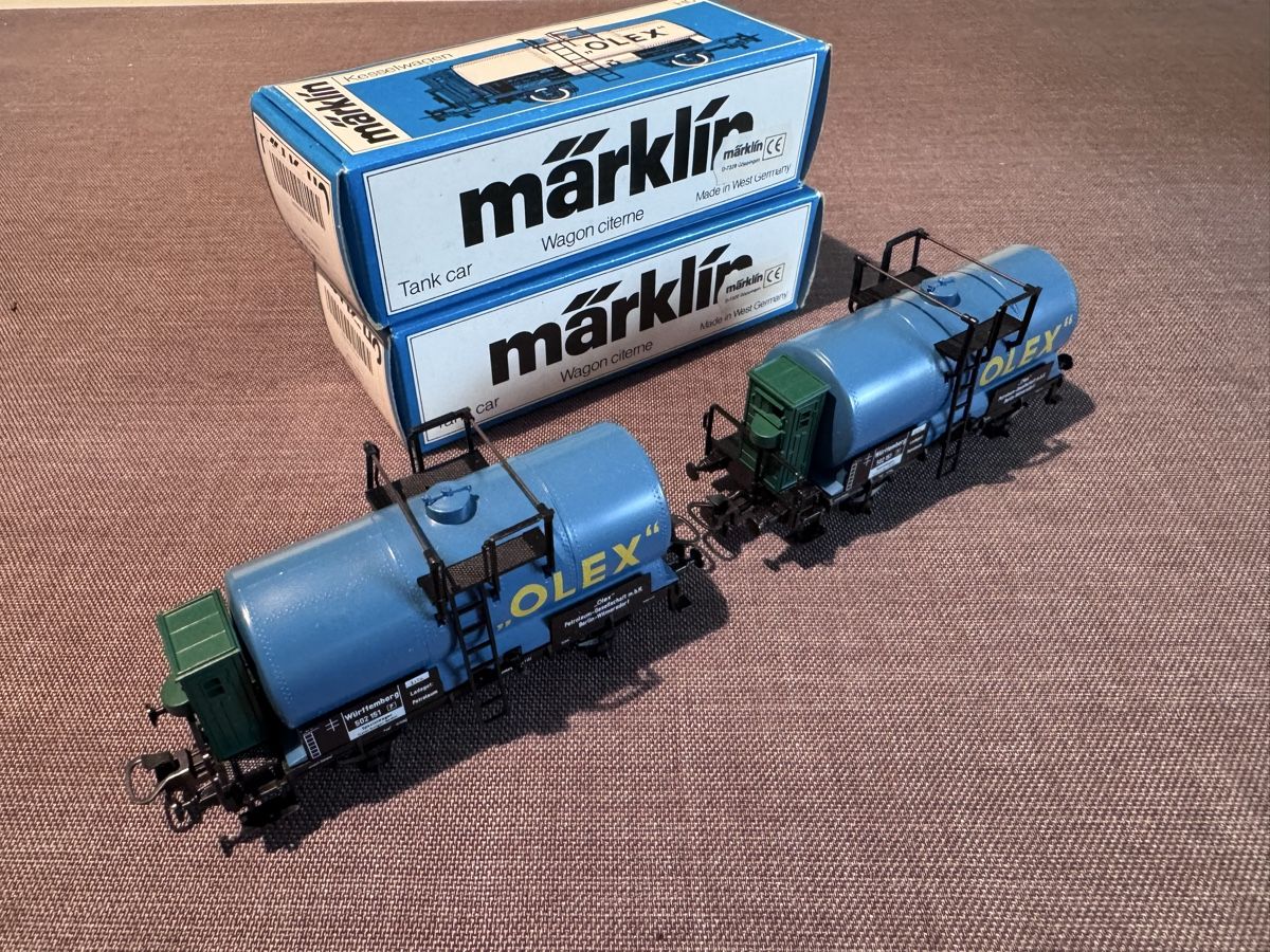 Märklin Trains électriques: 2 Märklin Kesselwagen OLEX blau – D'occasion à Oberrüti par HotRod1932