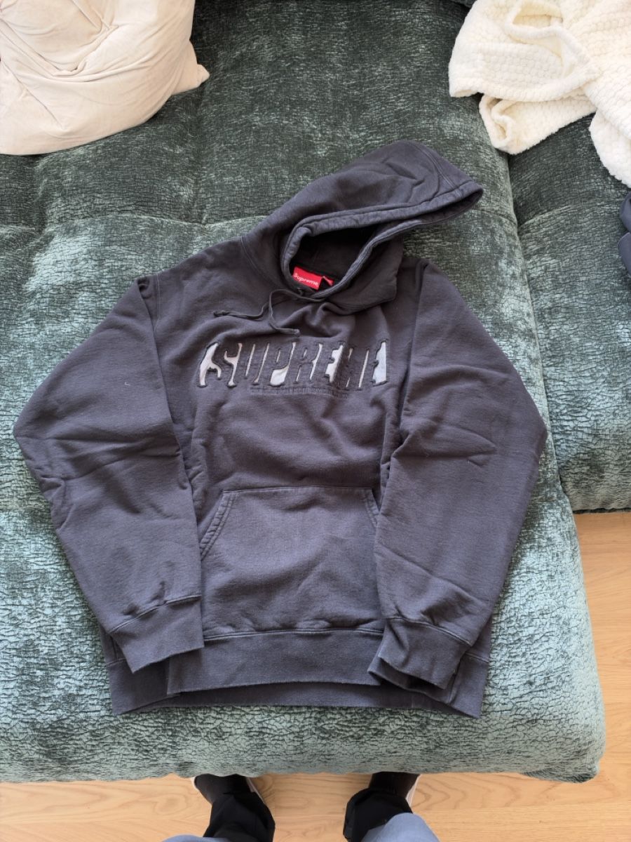 Pulls & Sweat-shirts: Supreme Pullover XL – D'occasion à Muttenz par rvo_g7rs