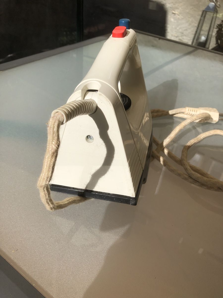 Mio Star Bügeleisen: Fer à repasser Mio-Star, modèle DA72.1C – Gebraucht aus Sierre von Erjou 4