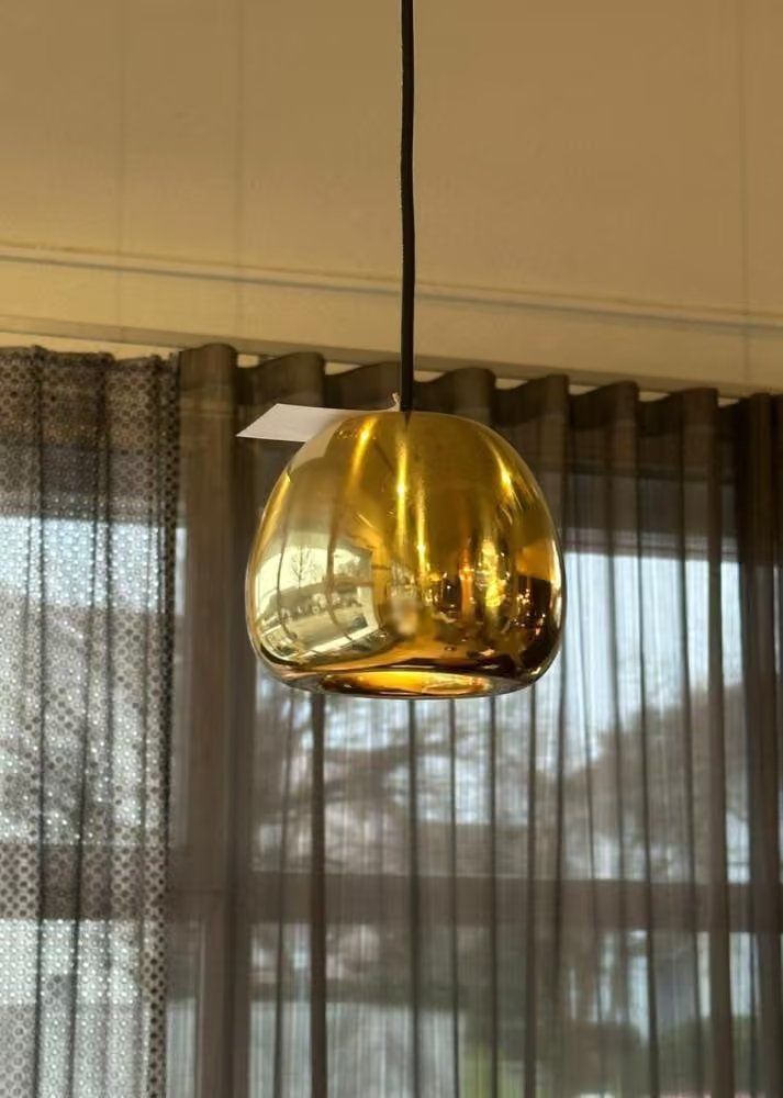 Tom Dixon Lampadari & plafoniere: Tom Dixon - Void Mini Gold – Usato da Horn venduto da Ruf_Des