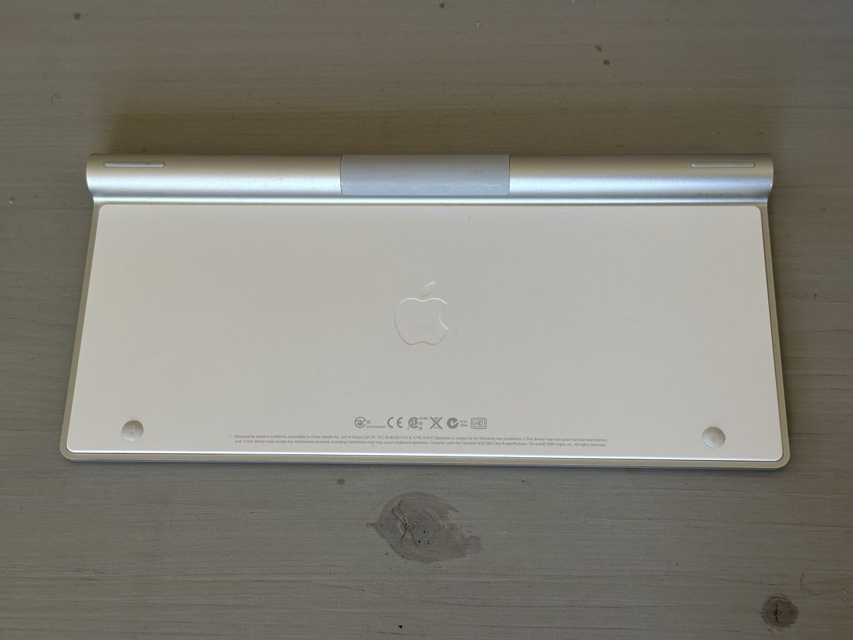 Apple Tastiere: Apple Magic Keyboard / Kabellose Tastatur – Usato da Basel venduto da mag0026 1