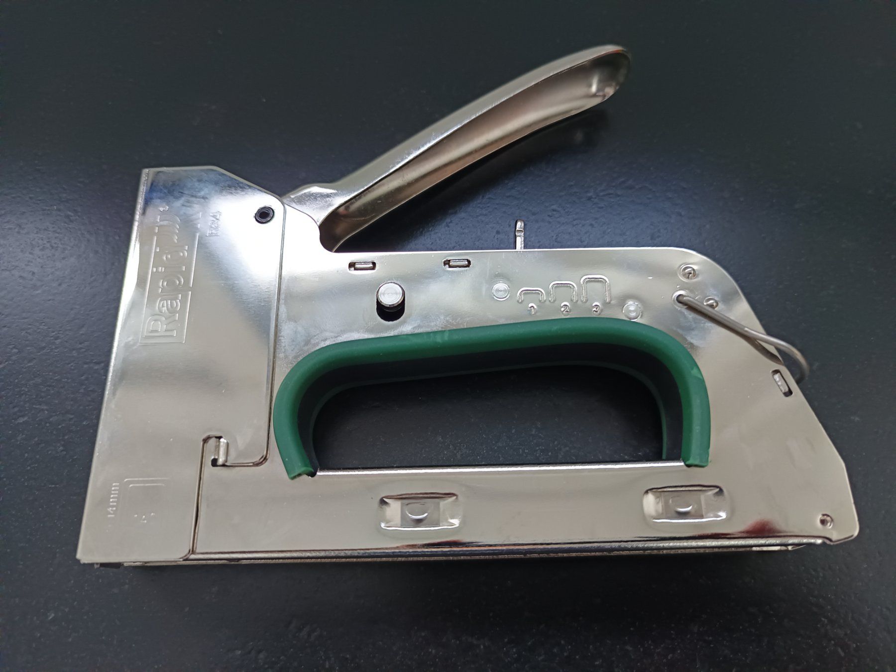 Alle Werkzeuge: Neuer RAPID R34 Handtacker – Neu und originalverpackt aus Rüthi (Rheintal) von Balty