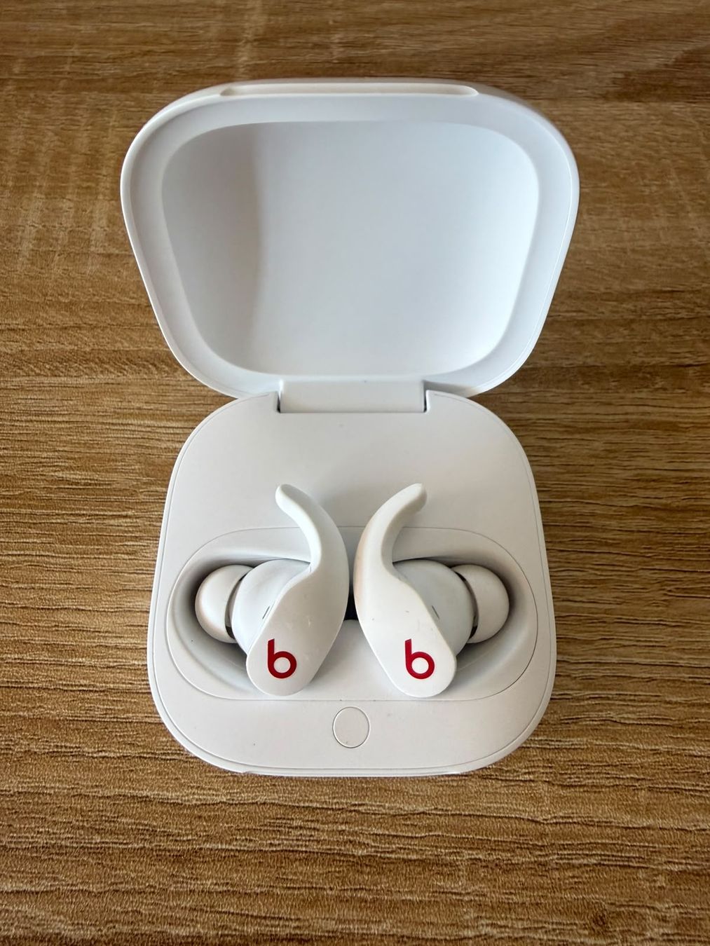Beats Kopfhörer: Beats Fit Pro Weiss gebraucht mit Ladebox – Gebraucht aus Thun von Sde