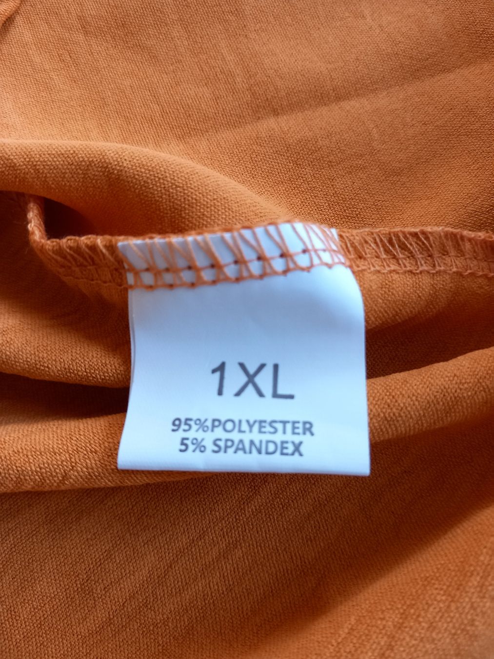Top: Débardeur jaune à boutons – Nuovo (secondo la descrizione) da Faoug venduto da per_kp6r 2