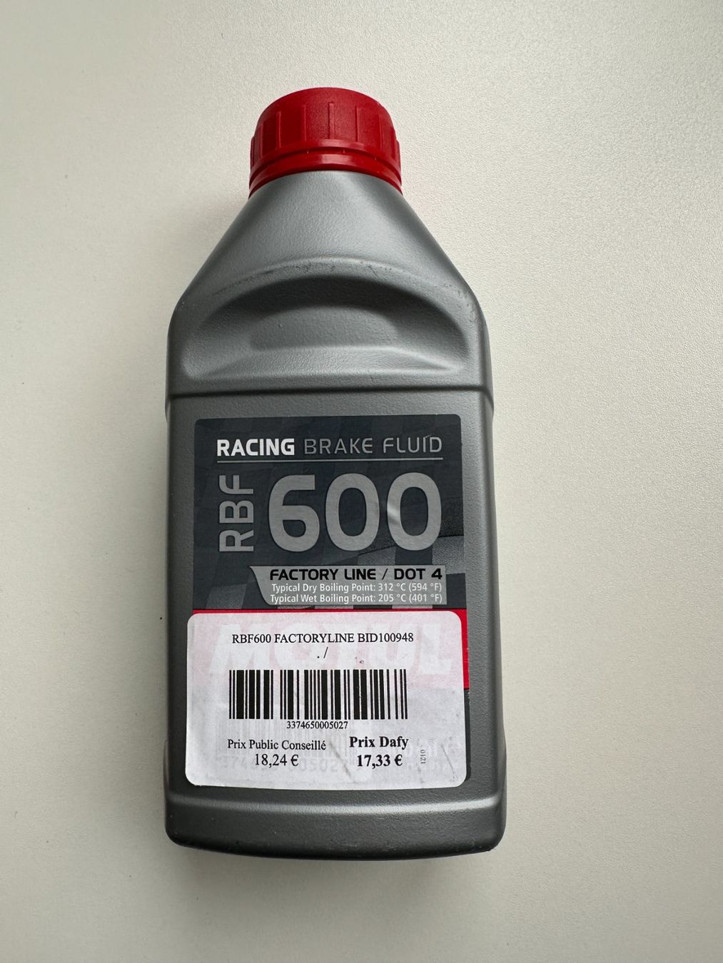Modellini d'auto: RBF 600 Racing Break fluid – Nuovo e nell'imballaggio originale da Zürich venduto da JulesZHW