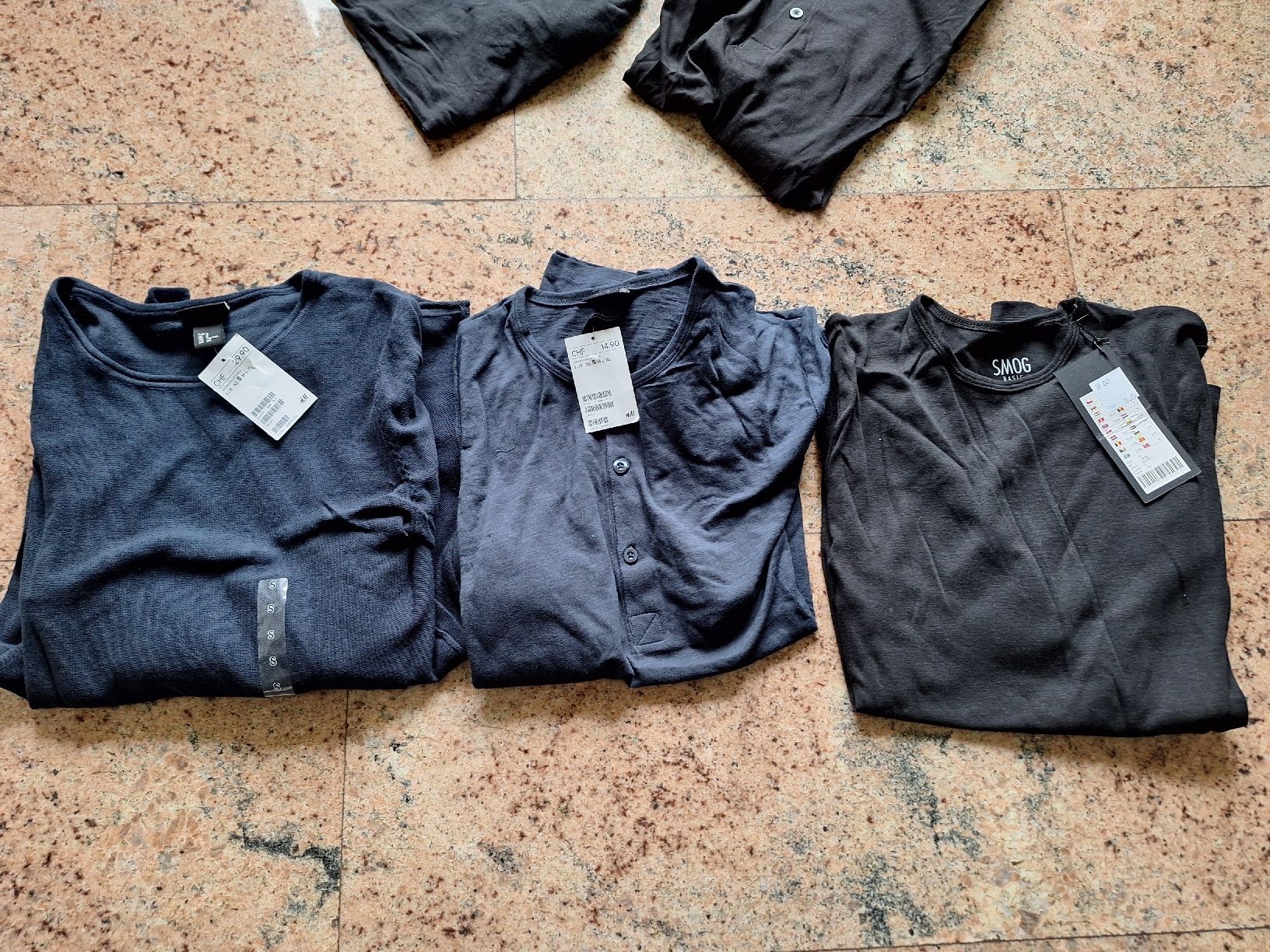 Pullover & Sweatshirts: Neue Herren Pullover Paket, Gr. S, 9 Stk. – Neu und originalverpackt aus Münchenbuchsee von Salezm 2