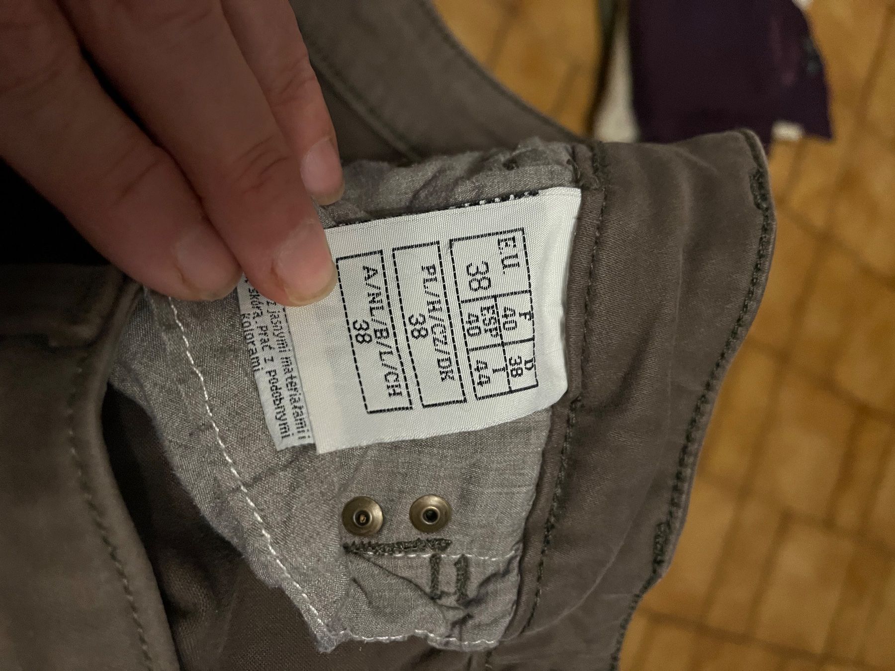 Pantaloni: Pantalon brun Taille 38 – Nuovo (secondo la descrizione) da Veyrier venduto da kimedovapa 1