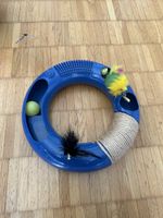 Blauer Spielring für Katzen mit Ball und Federn guter Zustan