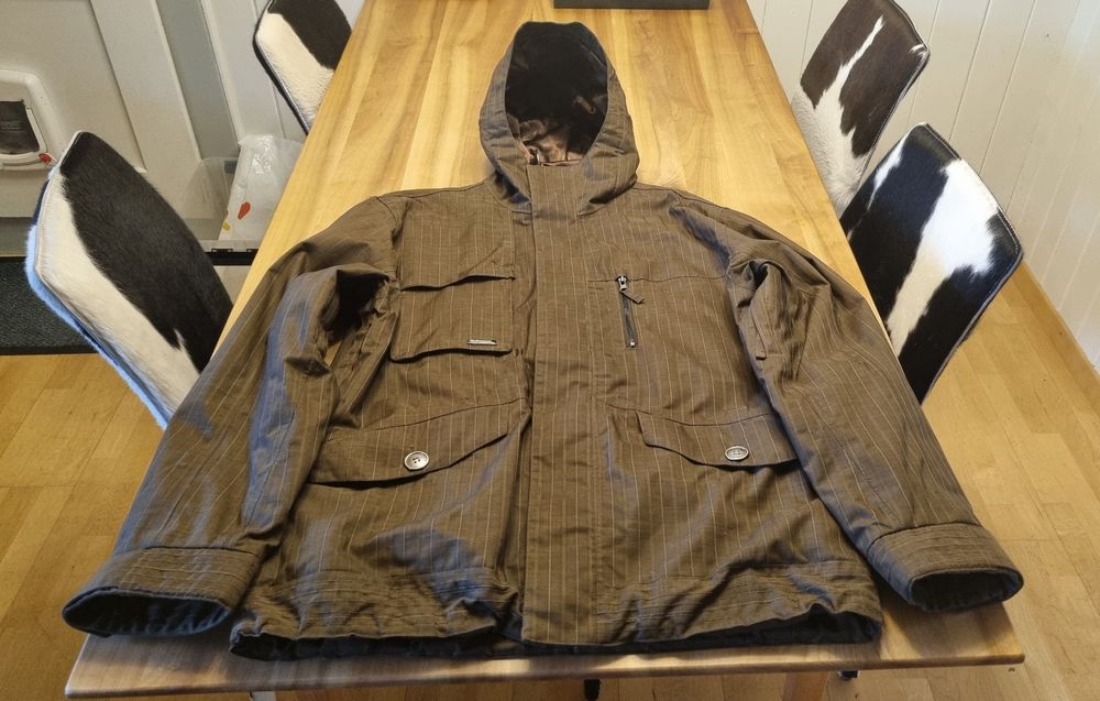 Burton esquire clearance jacket